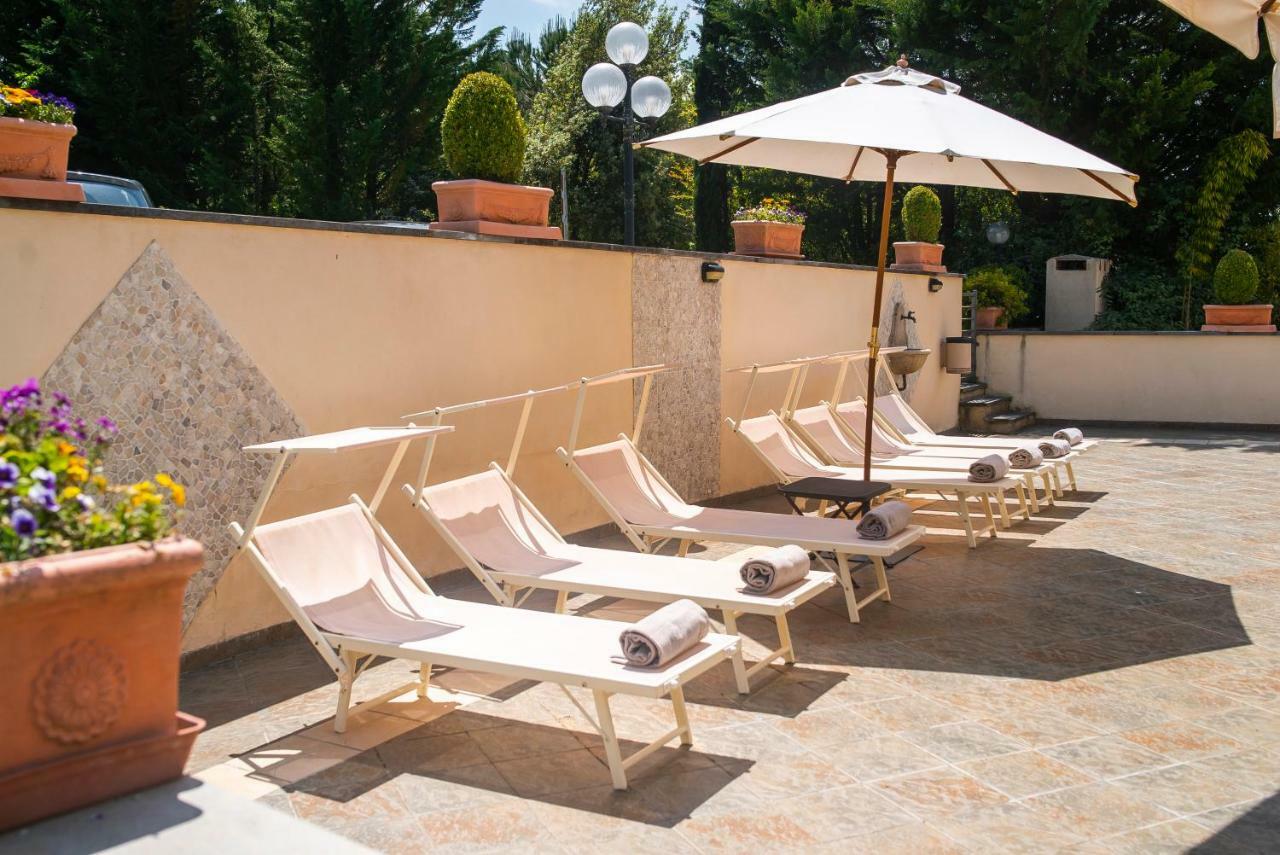 סיינה Hotel La Colonna מראה חיצוני תמונה