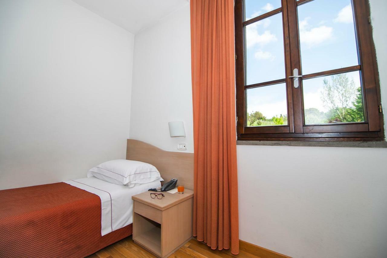 סיינה Hotel La Colonna מראה חיצוני תמונה
