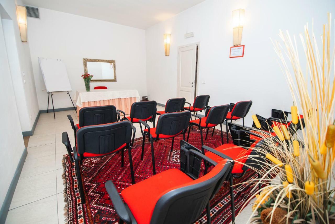 סיינה Hotel La Colonna מראה חיצוני תמונה